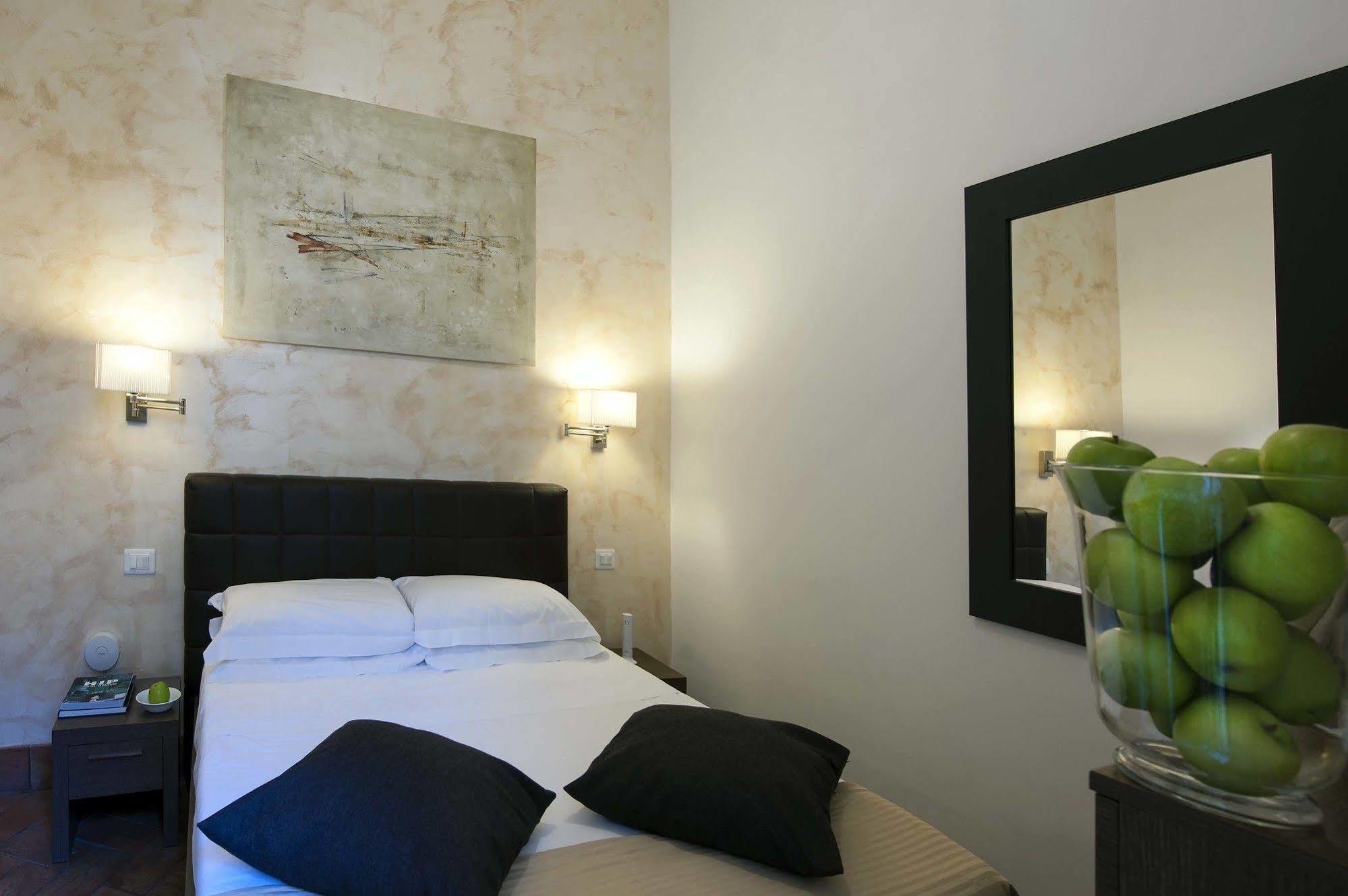 Navona Luxury Apartments Rzym Zewnętrze zdjęcie